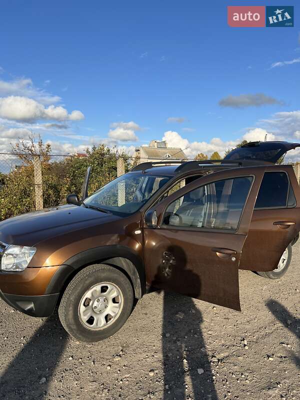Позашляховик / Кросовер Dacia Duster 2010 в Сумах фото 11 Позашляховик / Кросовер Dacia Duster 2010 в Сумах