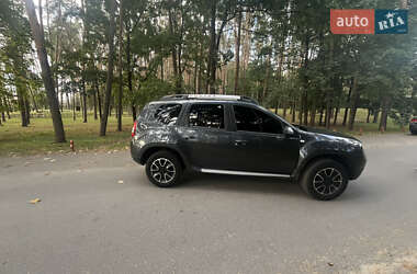 Внедорожник / Кроссовер Dacia Duster 2015 в 