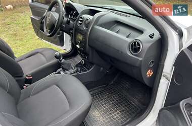 Внедорожник / Кроссовер Dacia Duster 2016 в 