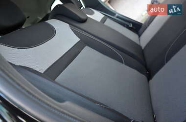 Внедорожник / Кроссовер Dacia Duster 2011 в 