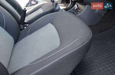 Внедорожник / Кроссовер Dacia Duster 2011 в 