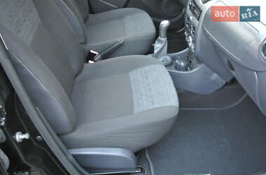 Внедорожник / Кроссовер Dacia Duster 2012 в 