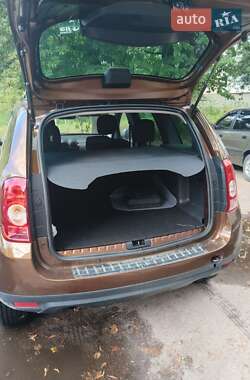 Внедорожник / Кроссовер Dacia Duster 2011 в 