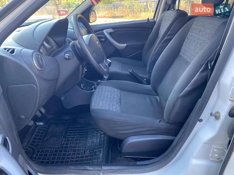 Внедорожник / Кроссовер Dacia Duster 2011 в Николаеве фото 19 Внедорожник / Кроссовер Dacia Duster 2011 в Николаеве