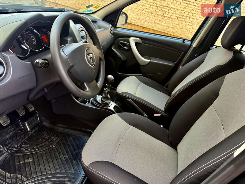 Внедорожник / Кроссовер Dacia Duster 2014 в Ровно фото 14 Внедорожник / Кроссовер Dacia Duster 2014 в Ровно