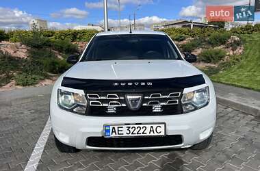 Внедорожник / Кроссовер Dacia Duster 2015 в 