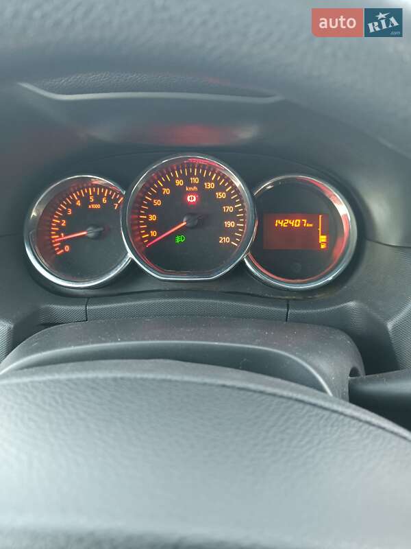 Позашляховик / Кросовер Dacia Duster 2013 в Коростишеві фото 6 Позашляховик / Кросовер Dacia Duster 2013 в Коростишеві