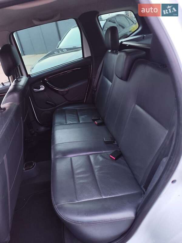 Позашляховик / Кросовер Dacia Duster 2012 в Чернігові фото 28 Позашляховик / Кросовер Dacia Duster 2012 в Чернігові