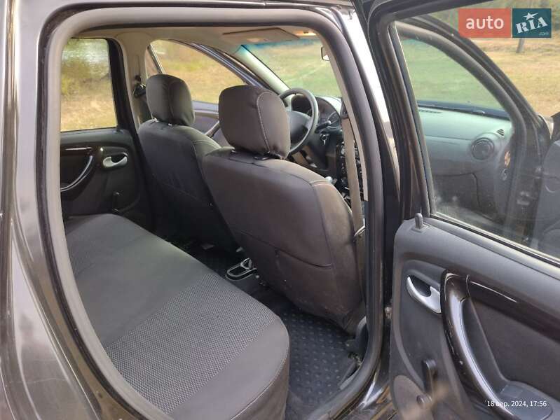 Внедорожник / Кроссовер Dacia Duster 2010 в Конотопе