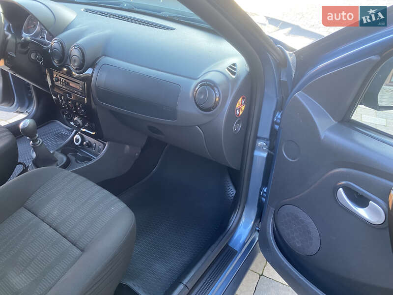 Внедорожник / Кроссовер Dacia Duster 2012 в Коломые