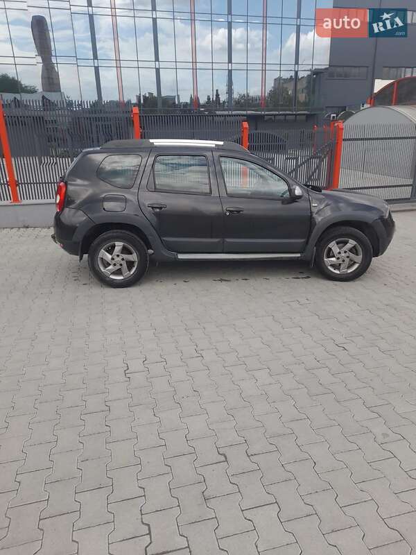 Внедорожник / Кроссовер Dacia Duster 2013 в Львове