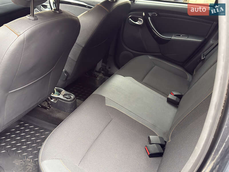 Позашляховик / Кросовер Dacia Duster 2017 в Сумах фото 8 Позашляховик / Кросовер Dacia Duster 2017 в Сумах