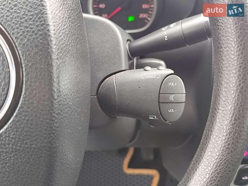 Позашляховик / Кросовер Dacia Duster 2012 в Новоархангельську