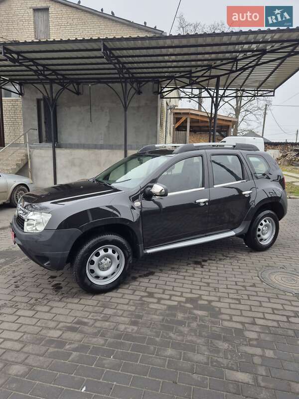 Внедорожник / Кроссовер Dacia Duster 2013 в Киверцах