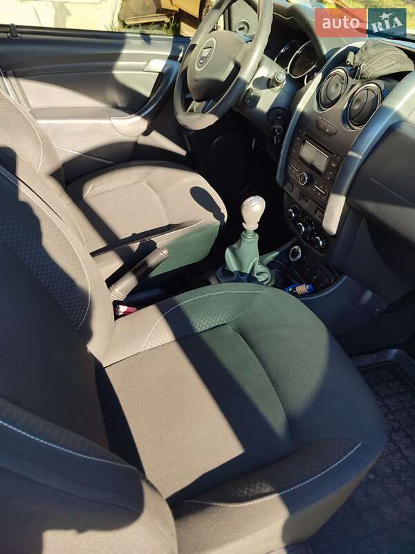 Внедорожник / Кроссовер Dacia Duster 2016 в Львове