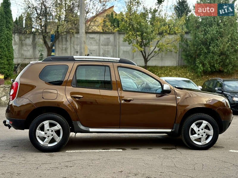 Позашляховик / Кросовер Dacia Duster 2011 в Рівному