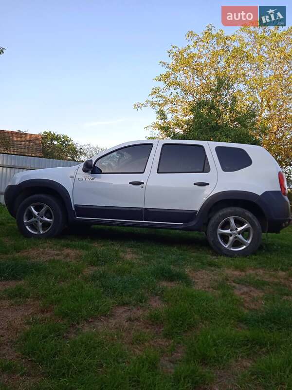 Позашляховик / Кросовер Dacia Duster 2011 в Калуші