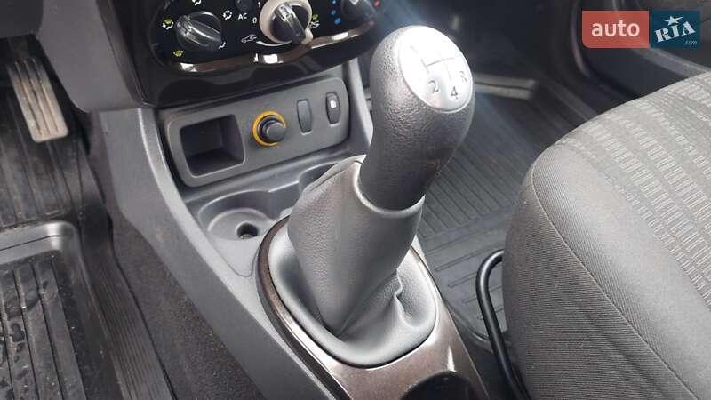 Позашляховик / Кросовер Dacia Duster 2011 в Білгороді-Дністровському