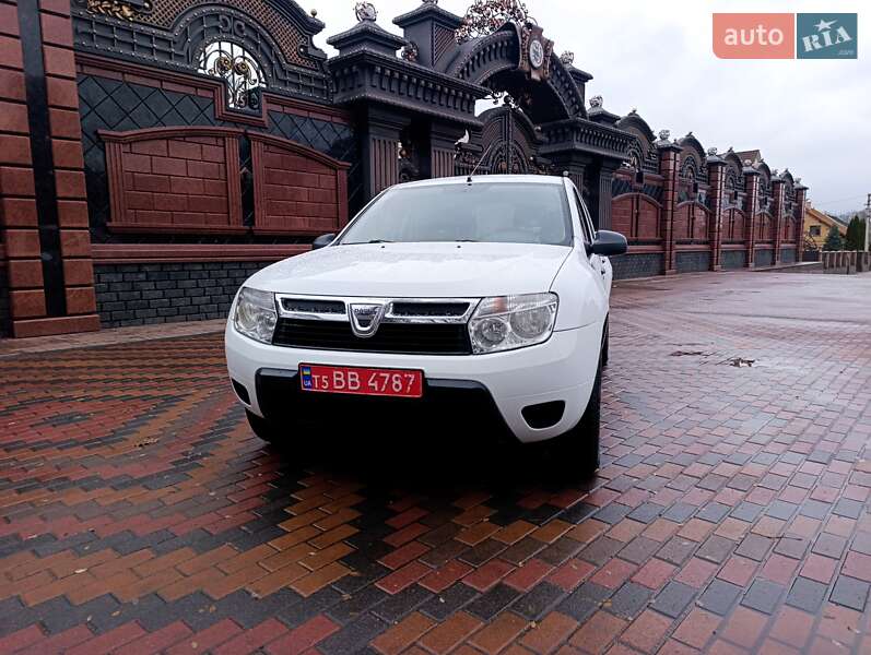 Позашляховик / Кросовер Dacia Duster 2013 в Звягелі