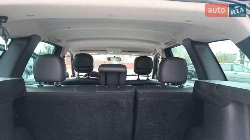 Позашляховик / Кросовер Dacia Duster 2011 в Івано-Франківську