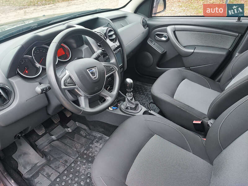 Внедорожник / Кроссовер Dacia Duster 2017 в Виннице