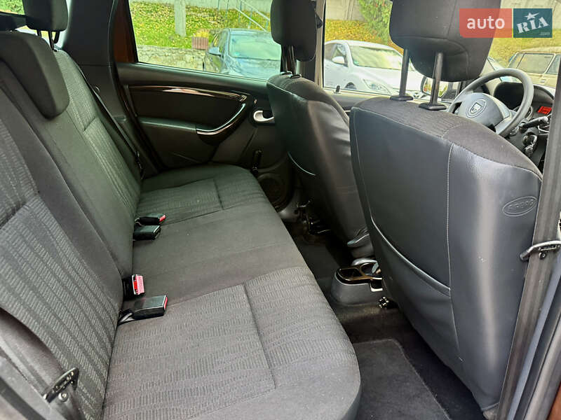 Внедорожник / Кроссовер Dacia Duster 2011 в Ровно