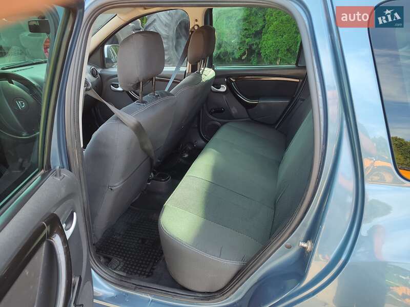 Внедорожник / Кроссовер Dacia Duster 2011 в Лубнах