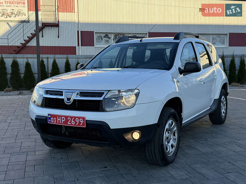 Позашляховик / Кросовер Dacia Duster 2011 в Луцьку