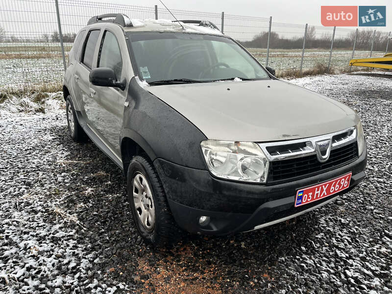 Позашляховик / Кросовер Dacia Duster 2011 в Володимирі