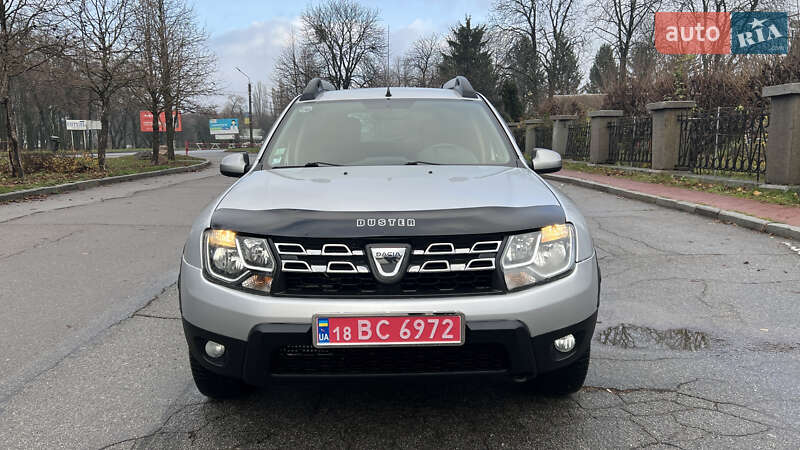 Позашляховик / Кросовер Dacia Duster 2015 в Умані