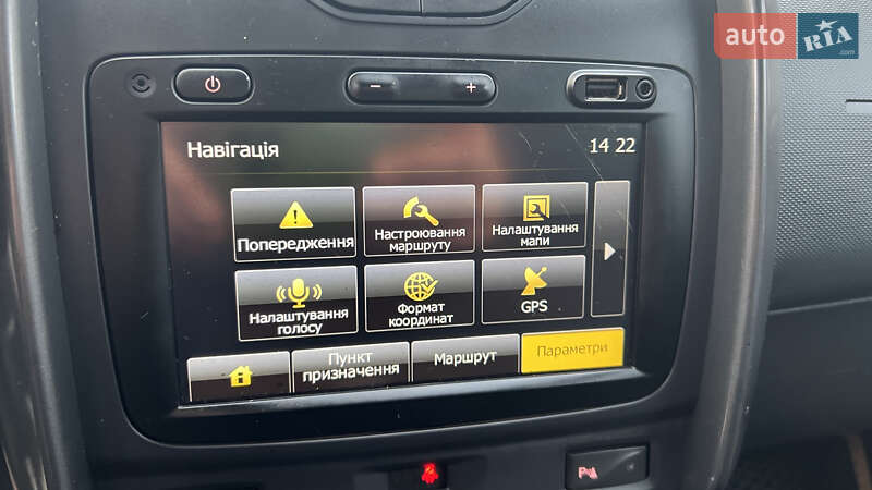 Позашляховик / Кросовер Dacia Duster 2015 в Умані