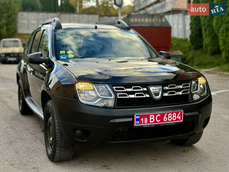 Позашляховик / Кросовер Dacia Duster 2014 в Рівному