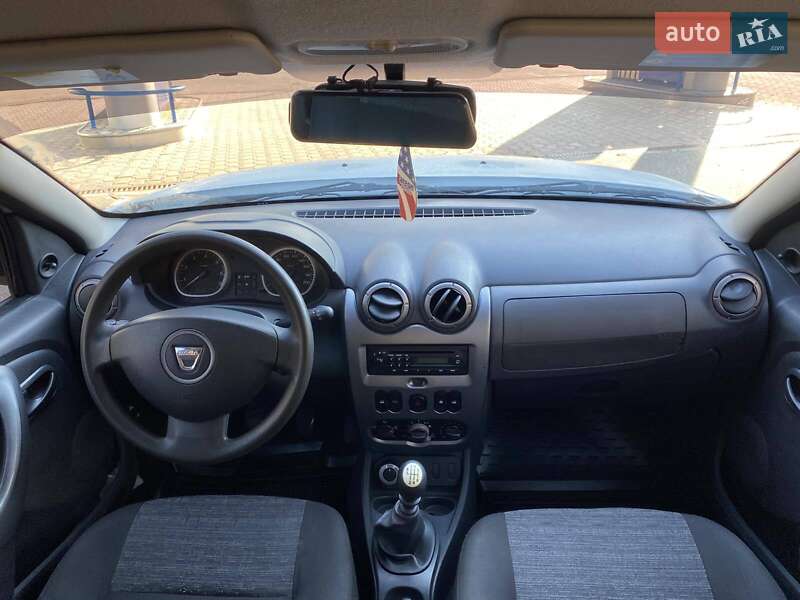 Позашляховик / Кросовер Dacia Duster 2011 в Миколаєві