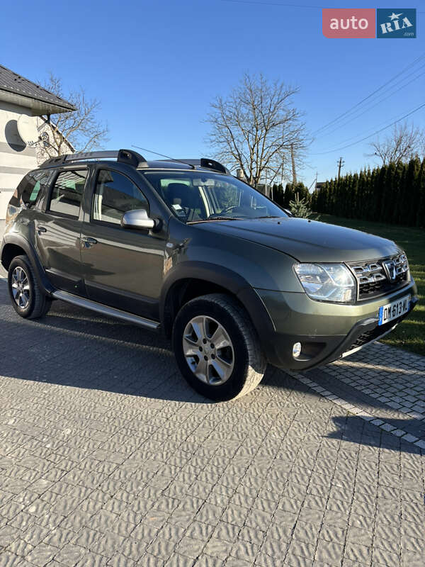 Позашляховик / Кросовер Dacia Duster 2015 в Тернополі