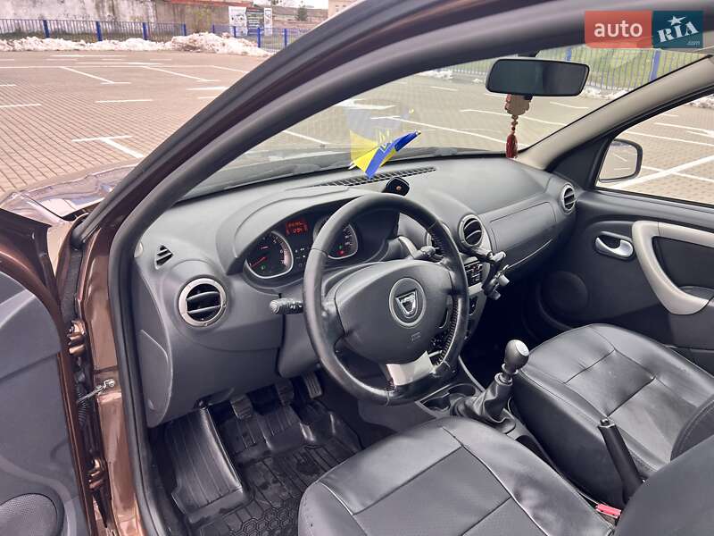 Позашляховик / Кросовер Dacia Duster 2013 в Нововолинську фото 54 Позашляховик / Кросовер Dacia Duster 2013 в Нововолинську