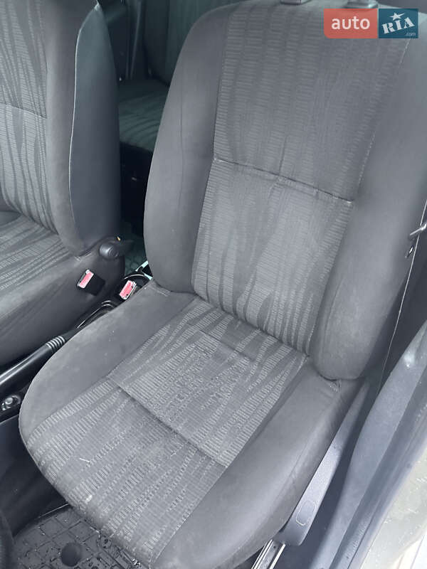 Позашляховик / Кросовер Dacia Duster 2011 в Львові