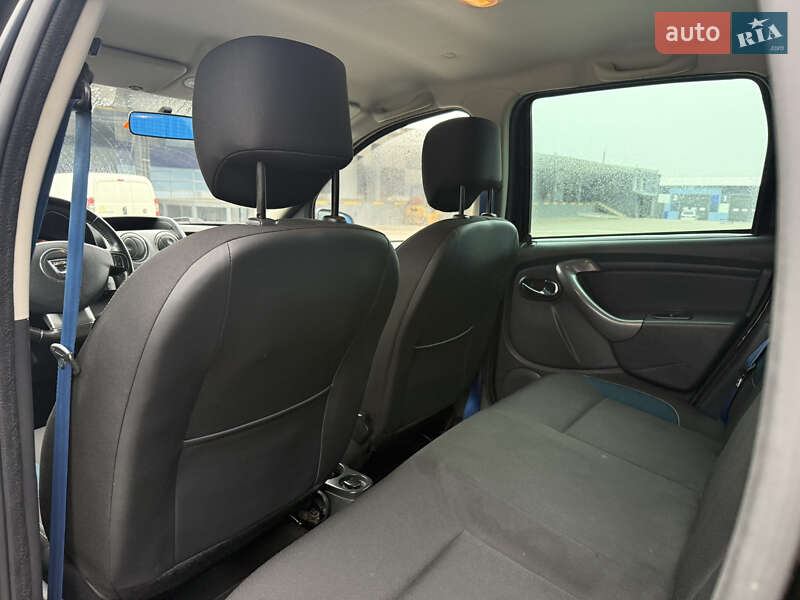 Внедорожник / Кроссовер Dacia Duster 2015 в Ровно