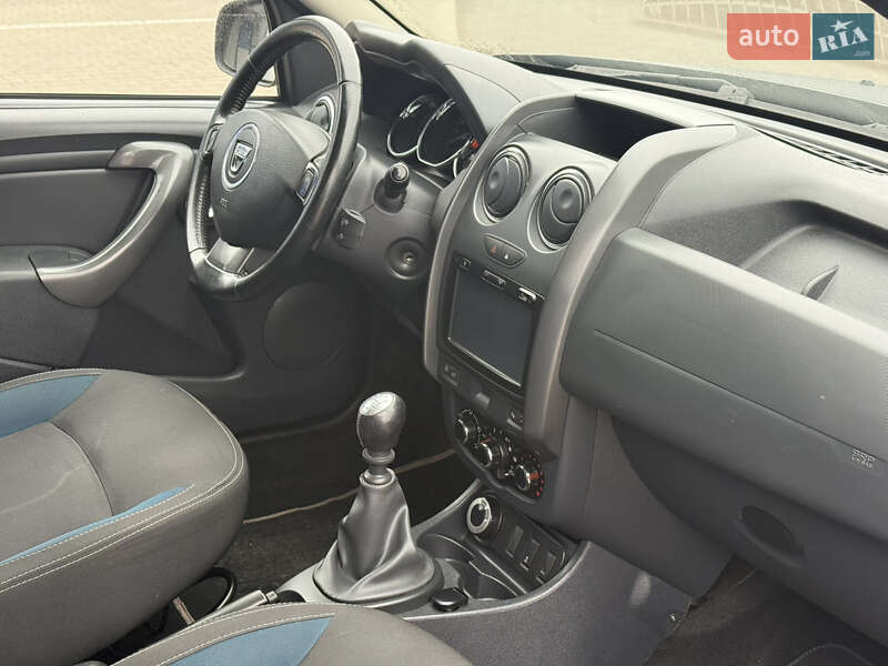 Внедорожник / Кроссовер Dacia Duster 2015 в Ровно