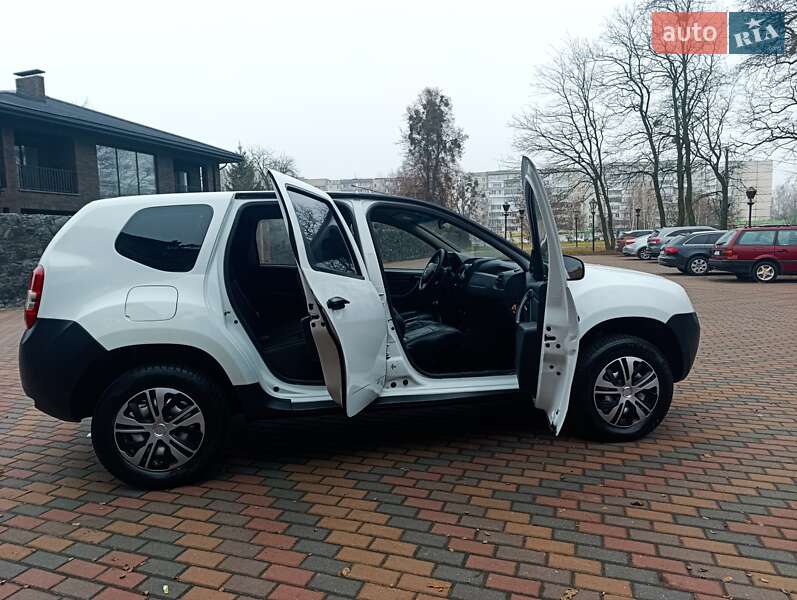 Позашляховик / Кросовер Dacia Duster 2016 в Звягелі