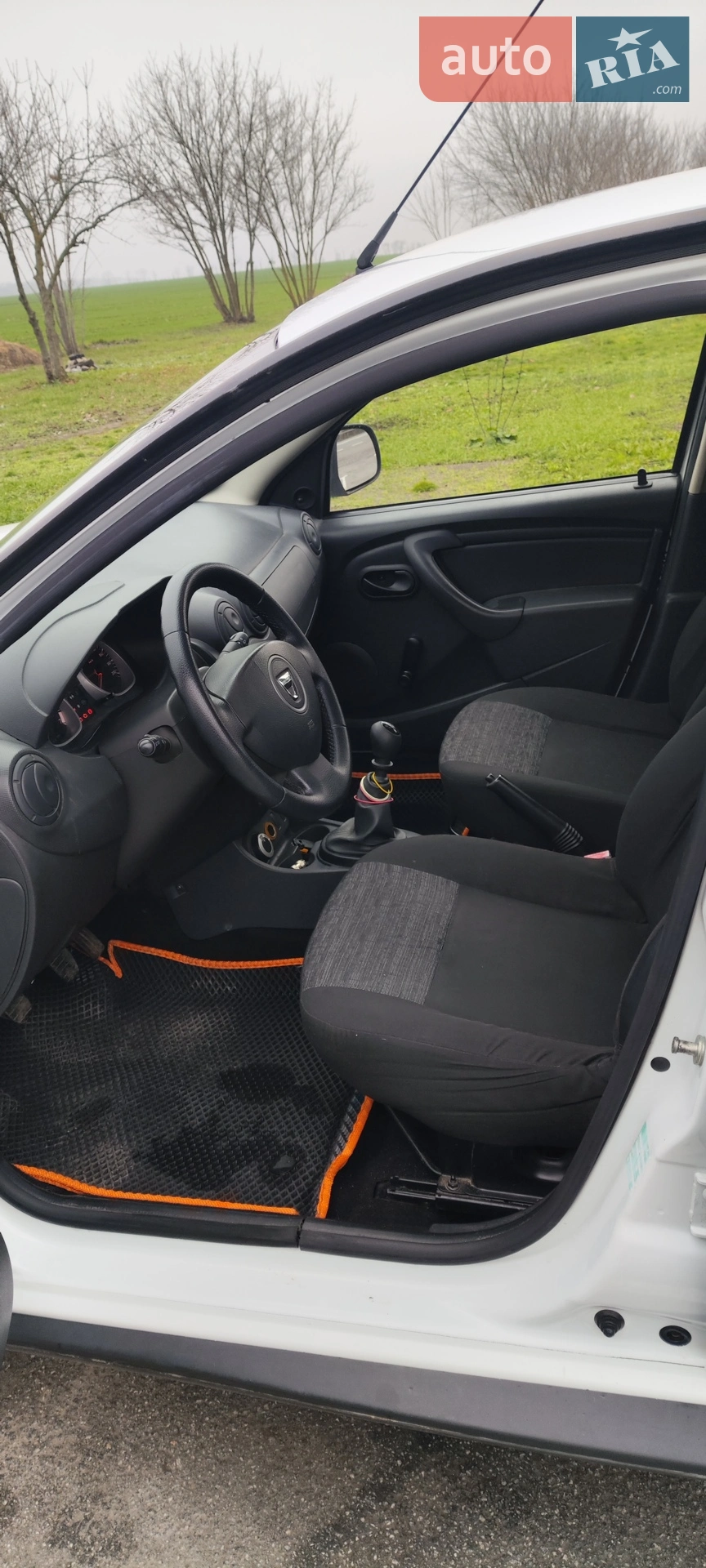 2010 Dacia Duster - мініатюра 11