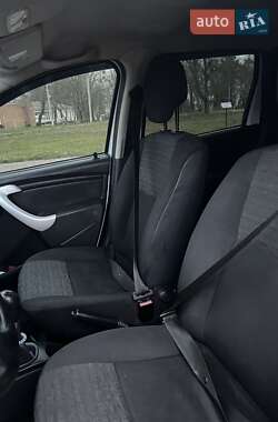 Внедорожник / Кроссовер Dacia Duster 2013 в Знаменке