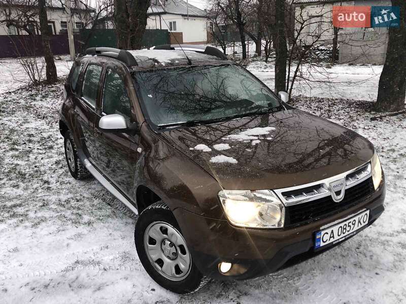 Dacia Duster 2011