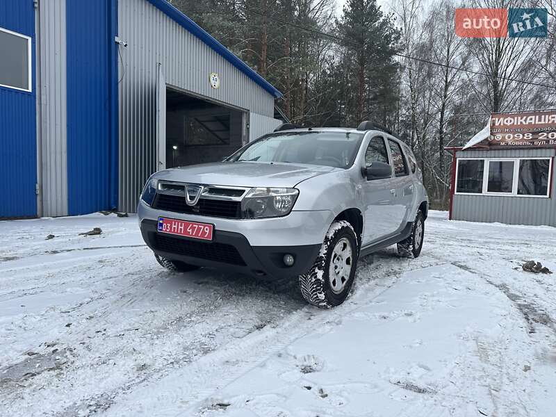 Позашляховик / Кросовер Dacia Duster 2013 в Луцьку