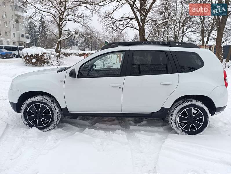 Внедорожник / Кроссовер Dacia Duster 2016 в Золочеве