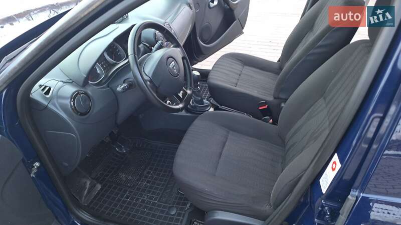 Внедорожник / Кроссовер Dacia Duster 2011 в Коломые