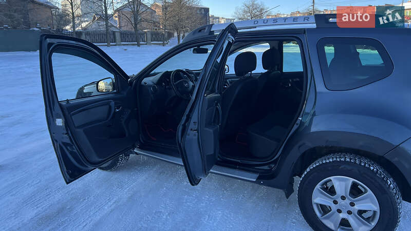 Позашляховик / Кросовер Dacia Duster 2016 в Умані