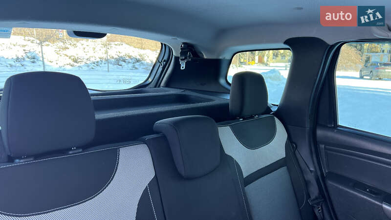 Позашляховик / Кросовер Dacia Duster 2016 в Умані