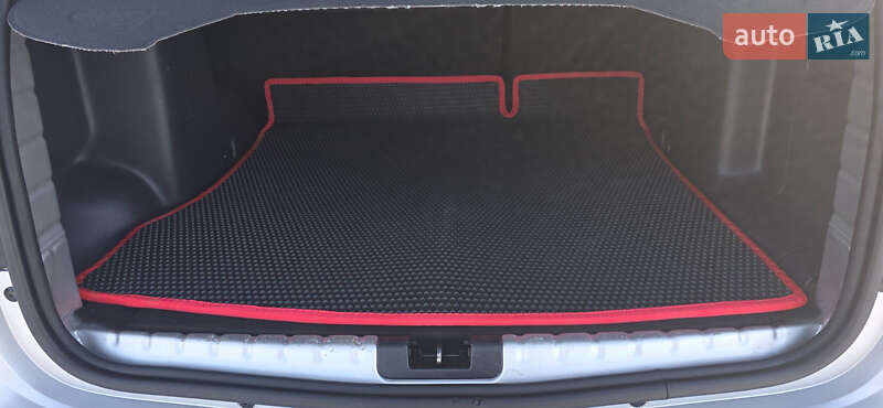 Позашляховик / Кросовер Dacia Duster 2013 в Новоархангельську