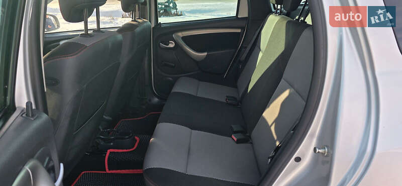 Позашляховик / Кросовер Dacia Duster 2013 в Новоархангельську