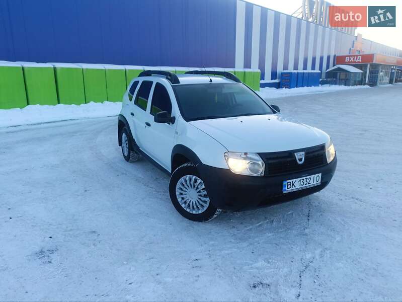 Позашляховик / Кросовер Dacia Duster 2013 в Дубні